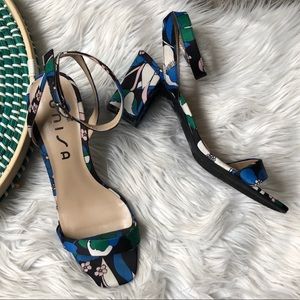 Unisa floral open square toe block heels